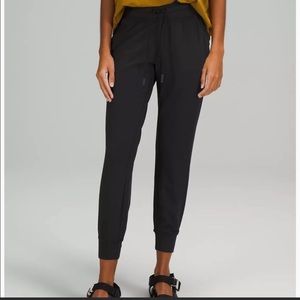 Lululemon Ready to Rulu Jogger